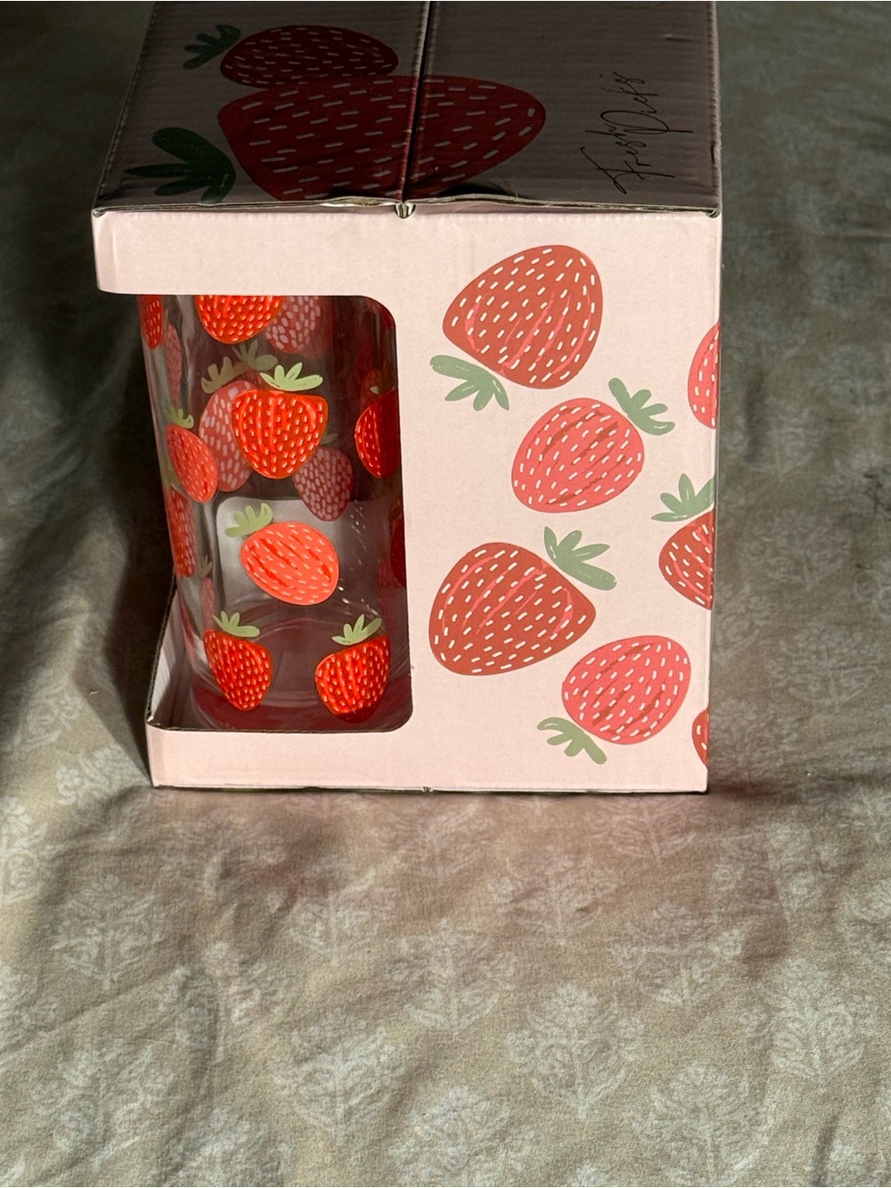 NIB Fresh Picks Strawberry Cocktail Glasses Set of 4 10oz - Picture 2 of 6